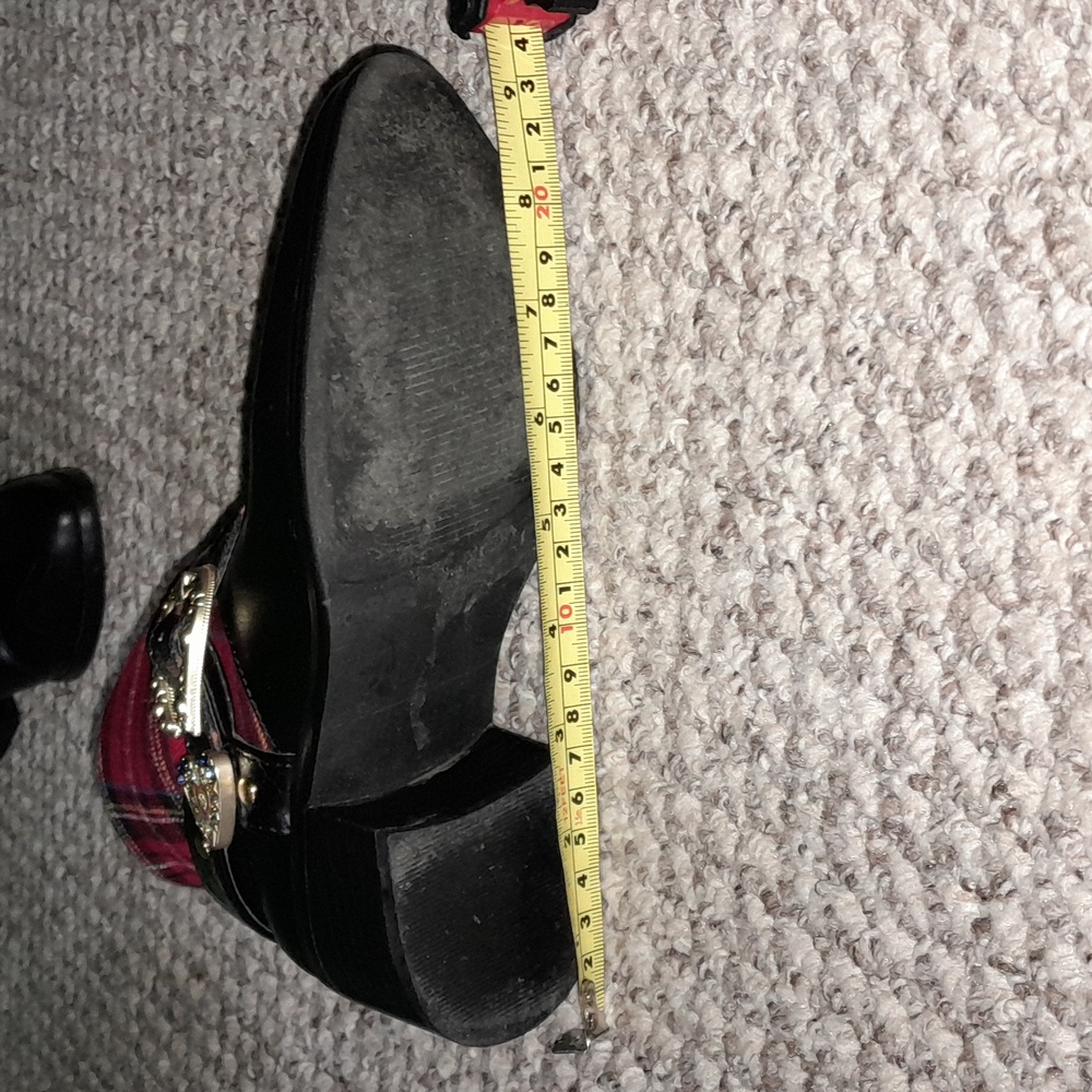 Betsey Johnson - Picture 9 of 9
